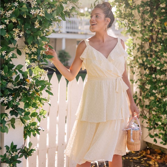Gal Meets Glam Dresses & Skirts - Gal Meets Glam | Helena Dress | Yellow Sunshine